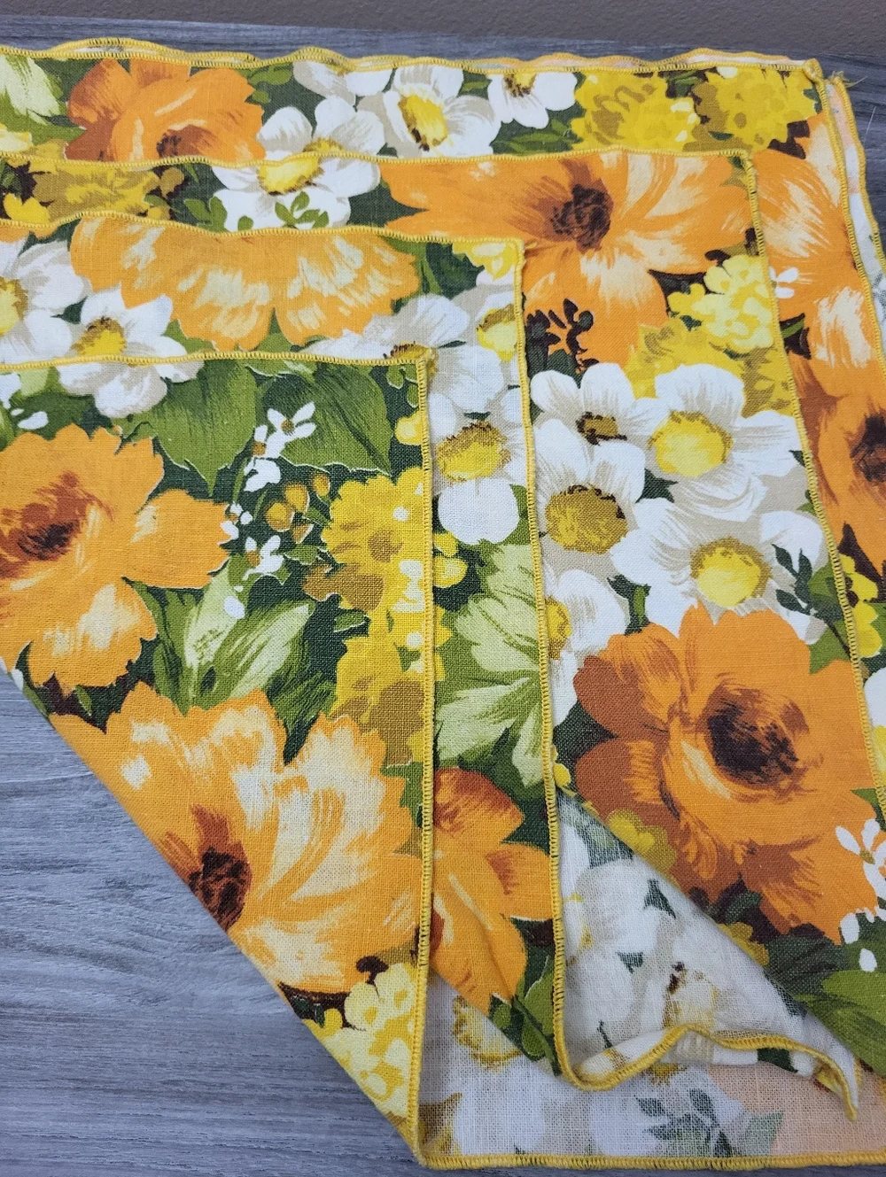 Vintage Floral Cotton Square Napkins Set Of 4 1970s